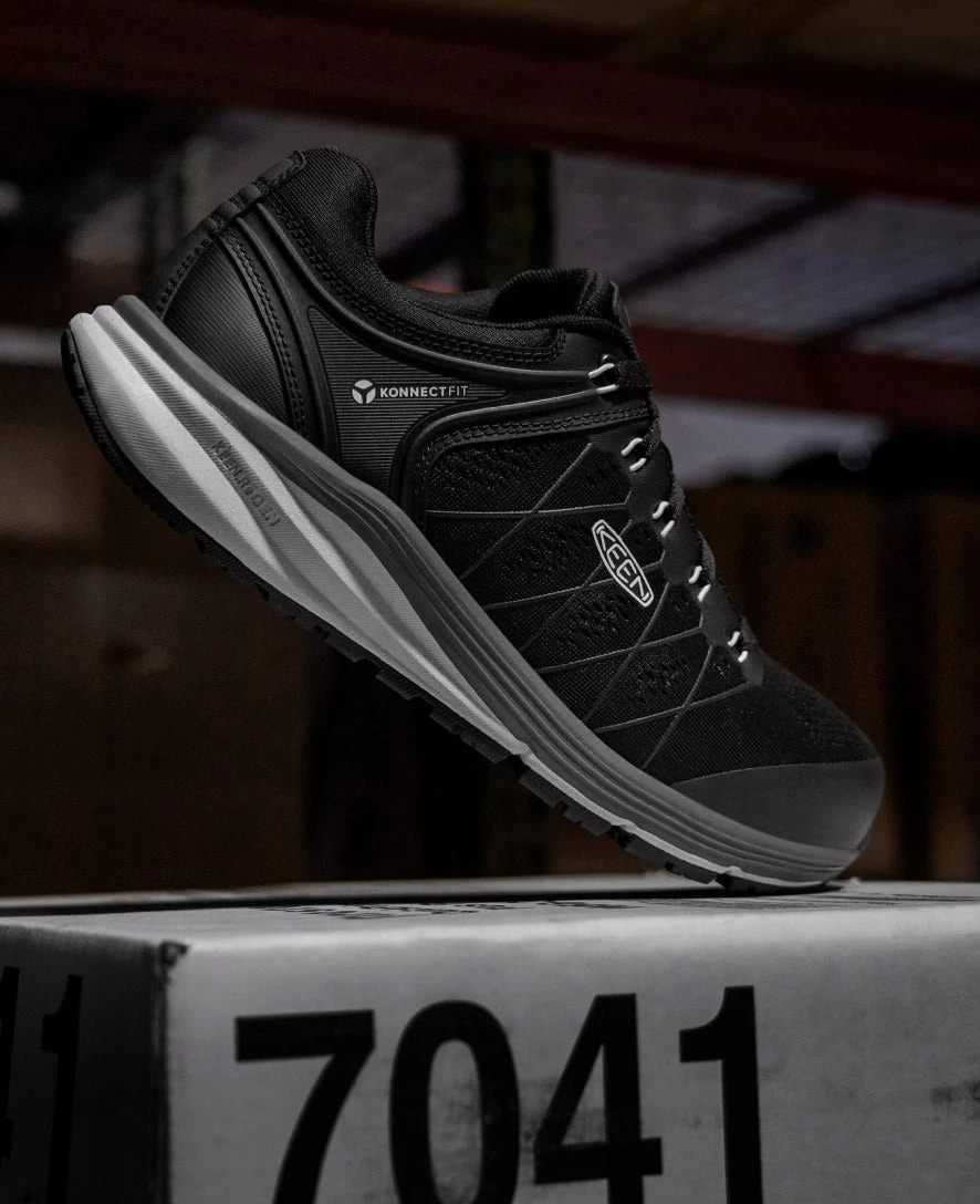 Keen Men's Vista Energy (Carbon-Fiber Toe) | Vapor/Black 9 Keen Men's Vista Energy (Carbon-Fiber Toe) | Vapor/Black - Image 7