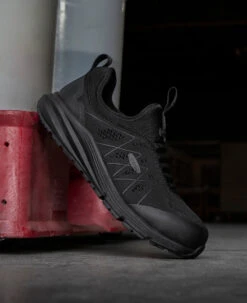 Keen Men's Vista Energy Shift ESD (Carbon-Fiber Toe) | Black/Black 15 Keen Men's Vista Energy Shift ESD (Carbon-Fiber Toe) | Black/Black -Keen 1026371 PDP RightImage