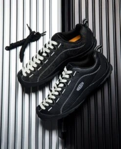 Keen Men's Jasper Sneaker X THC | Nighttime Paisley 21 Keen Men's Jasper Sneaker X THC | Nighttime Paisley -Keen KEEN M THCxJasper Lifestyle PDP Single Right 5c919dec fe4b 4261 b90f e413f6173738