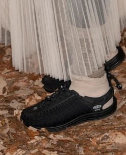 Keen Women's UNEEK High Top X HYKE | HYKE Black -Keen Lifestyle3Womens 1027975