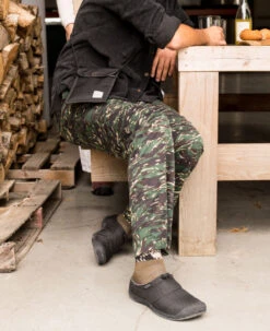 Keen Men's Howser III Slide | Dark Brown Felt/Canteen -Keen MHowserIIISlideLifestylePDPLeft fad80acb 0d1b 400b 8dda 958f370b186d