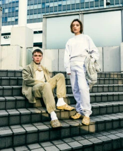 Keen Men's Yogui Arts Clog X THC | Caffe Latte Paisley -Keen MYoguiArtsLifestylePDPSingleLeft