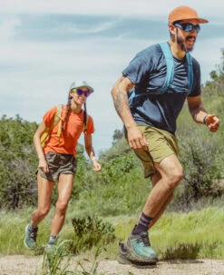 Keen Men's Zionic Waterproof Hiking Shoe | Black/Steel Grey -Keen M ZionicLifestyleLeftSIngle