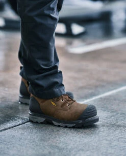 Keen Men's Camden 8" Insulated Waterproof Boot (Carbon-Fiber Toe) | Leather Brown/Black -Keen SDD 1014 Camden 1027690 Right Image 1