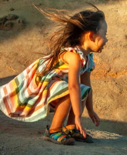 Keen Toddlers' Newport H2 | Blue Depths/Gargoyle 19 Keen Toddlers' Newport H2 | Blue Depths/Gargoyle -Keen TotsNewportH2LifestyleSingleRight 35b8019d 1b3d 487d add4 9ffd43a78815