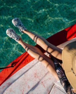 Keen Women's Drift Creek H2 Sandal | Black/Black -Keen WDriftCreekH2LifestylePDPLeft ee4e2762 6eab 4a7e b1cc ab755aa33f3e