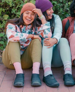 Keen Women's Howser III Slide | Light Gray Wool/Vapor 15 Keen Women's Howser III Slide | Light Gray Wool/Vapor -Keen WHowserIIISlideLifestylePDPRight 95ab2fb0 bd6d 49c3 9d6e 92b5776e733d