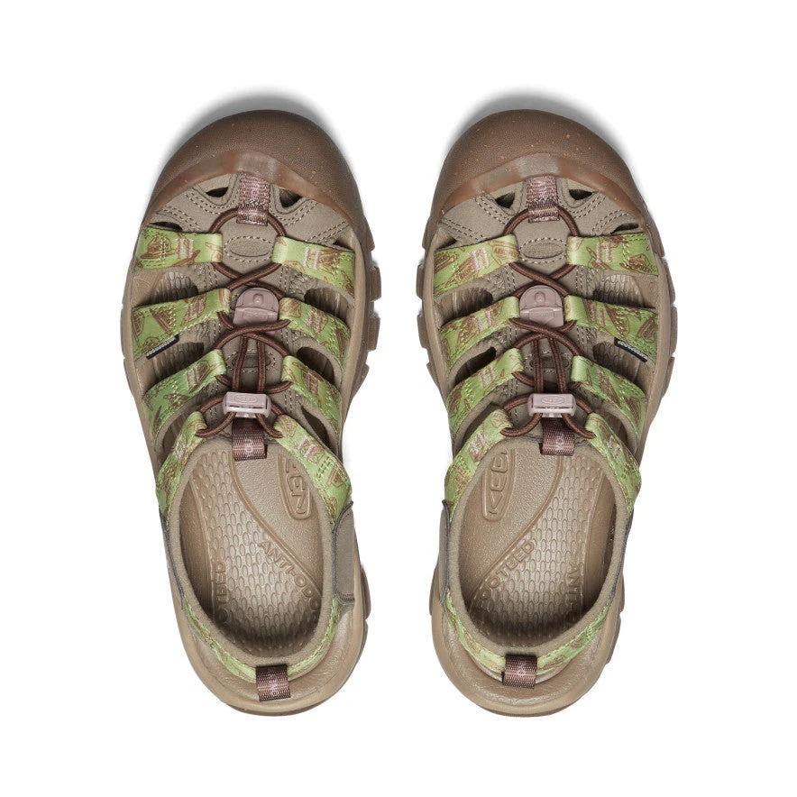 Keen Women's Newport Retro X Smokey Bear | Smokey Bear/Tarragon 5 Keen Women's Newport Retro X Smokey Bear | Smokey Bear/Tarragon - Image 3